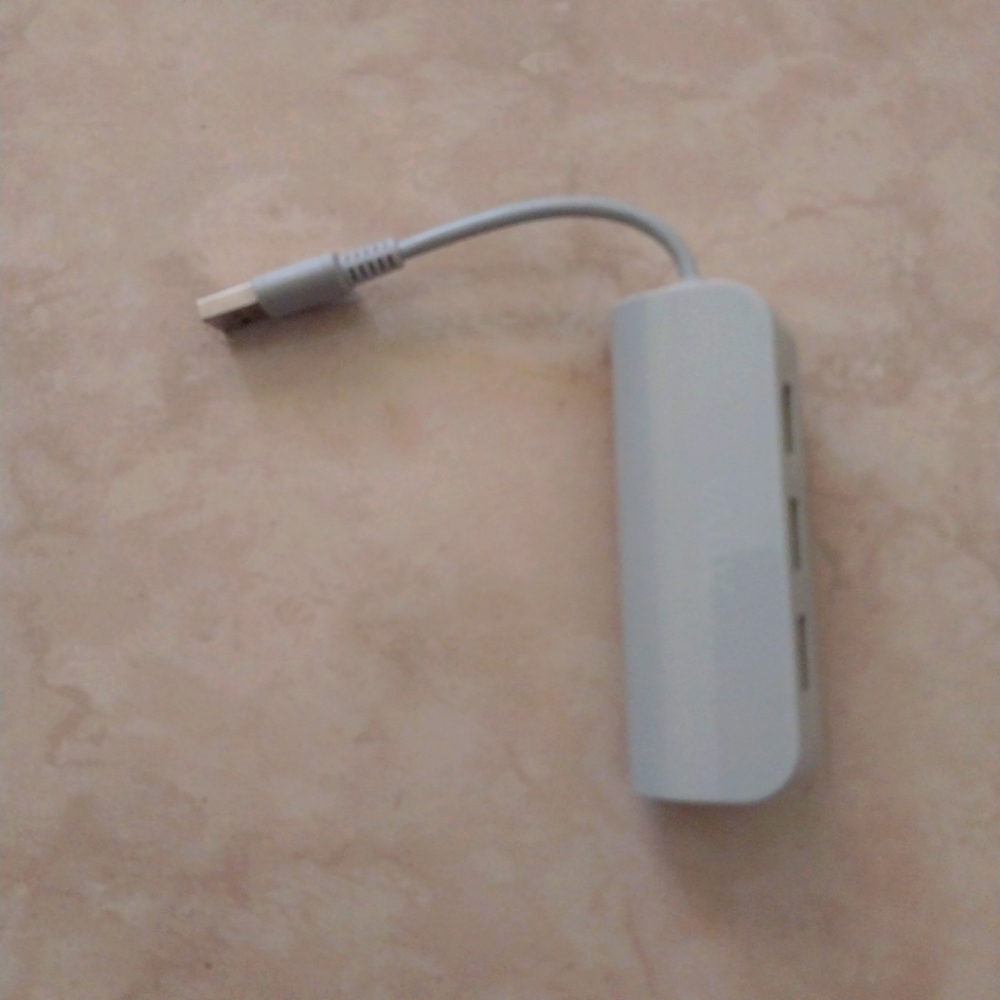 Ativa 4 Port USB Hub Adapter